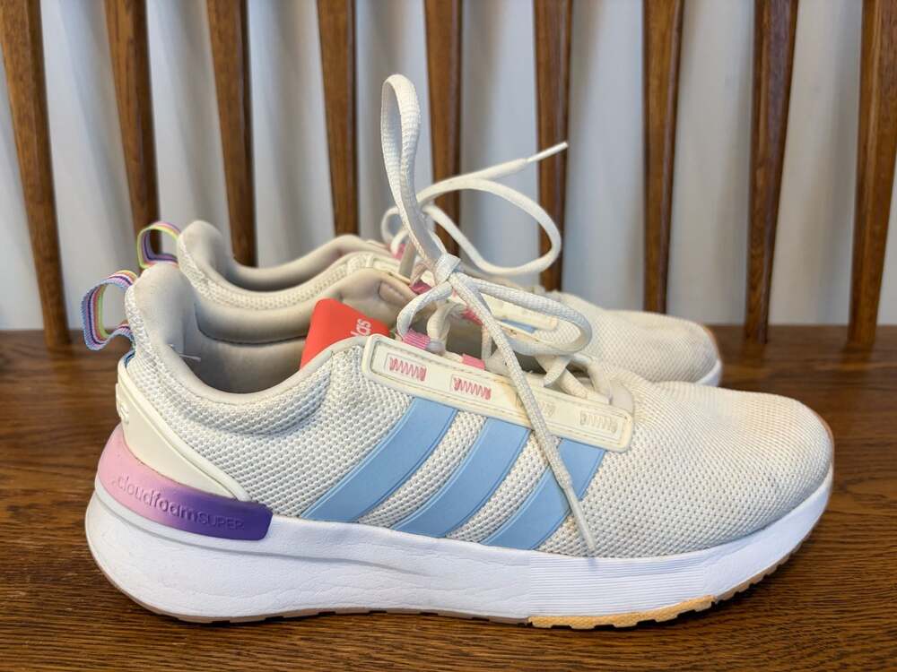 Adidas Women's Racer TR21 Love Unites Off White Semi Turbo Sneakers GZ1992 Size